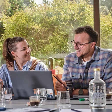 Chromatics & Restaurant Hill Club By Happyculture 3* 리옹