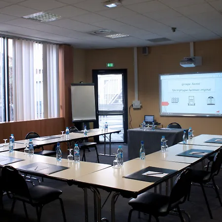 Chromatics&restaurant Hill Club By Happyculture Hotel Lyon