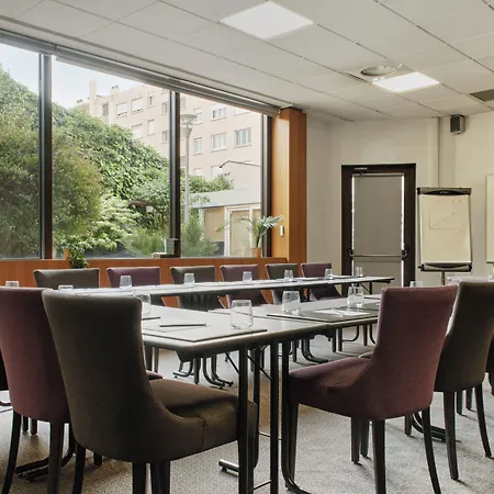Chromatics & Restaurant Hill Club By Happyculture