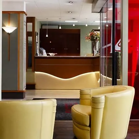 Chromatics & Restaurant Hill Club By Happyculture فندق ليون