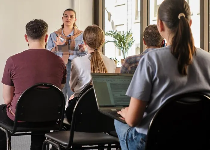 Chromatics & Restaurant Hill Club By Happyculture 3*