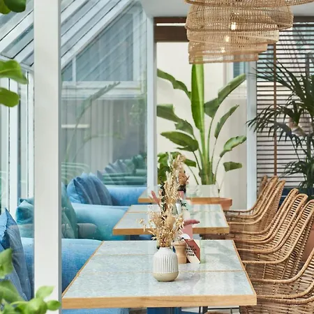 Hotel Chromatics & Restaurant Hill Club By Happyculture 3*