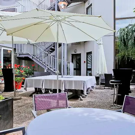 Chromatics & Restaurant Hill Club By Happyculture 3* Lyon